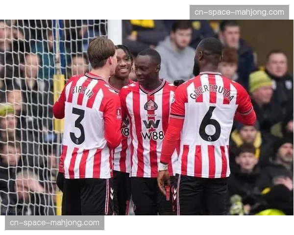 天空体育与TNT Sports就2029-2034周期英超本土转播权展开初步谈判