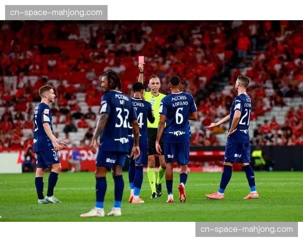 图卢兹0-4不敌里尔，客场遭遇惨败